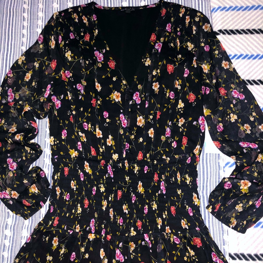 GUESS Laureen Long Sleeve Floral Print Dress.